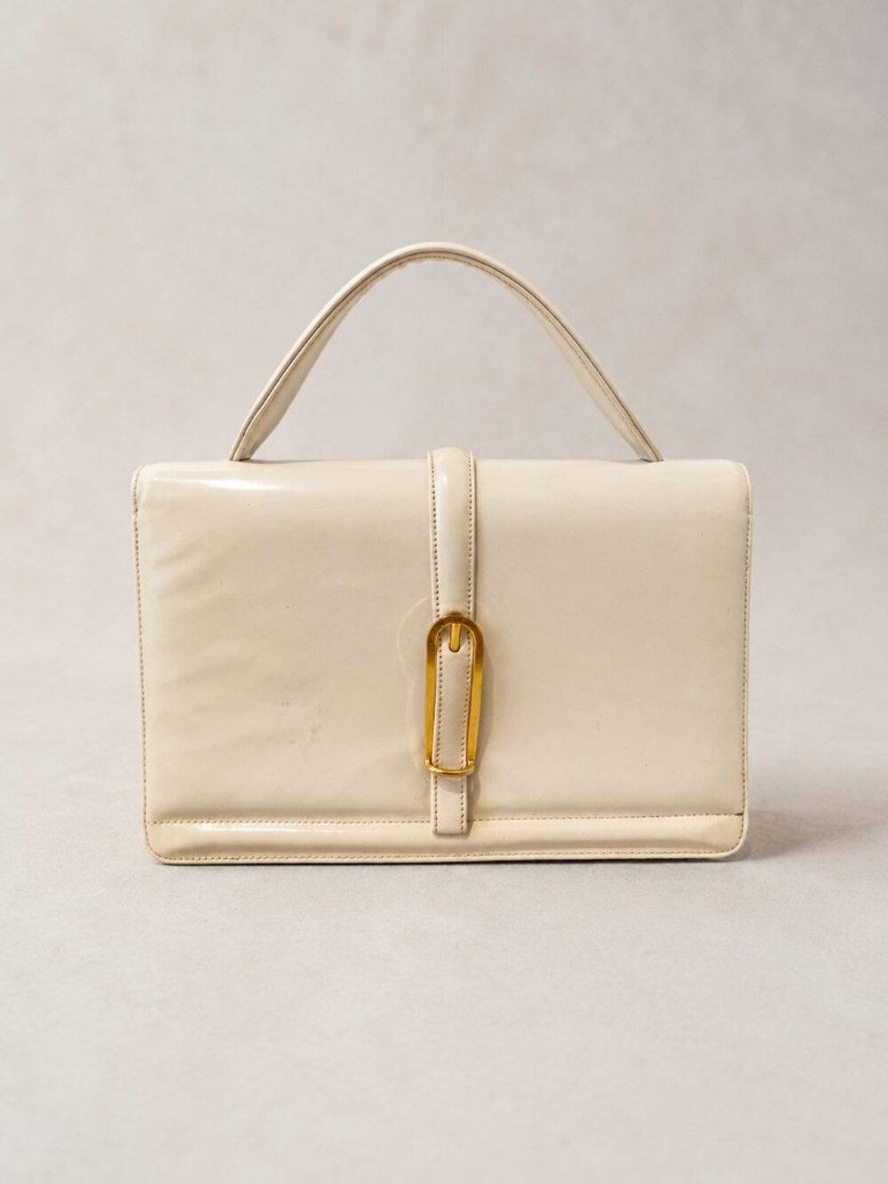 Vintage 1960s Bienen Davis Cream Patent Top Handle Bag